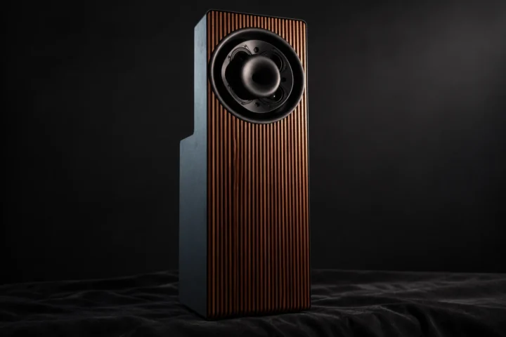 Lithuanian loudspeaker manufacturer Silent Pound has revealed the first details of an unnamed flagship built around a folded dipole bass system and virtual coaxial driver arrangement.