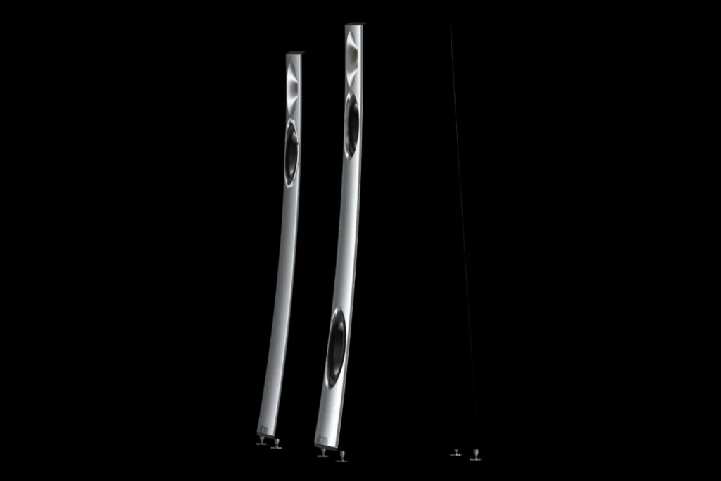 Inspired by the Carmel 3, this new three-way floorstander combines a 22 cm woofer, proprietary aluminum cones and a claimed 30 Hz low-frequency reach.