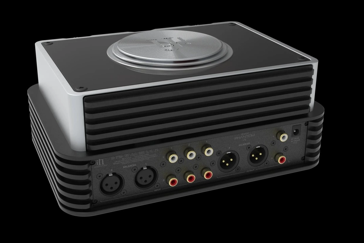 iFi iCan Phantom 1.5 Expands Gain Control and IEM Support 4 iFi Audio iCan Phantom 1.5 flagship headphone amplifier
