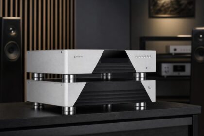 Magnetar Ultima universal media transport with separate power supply