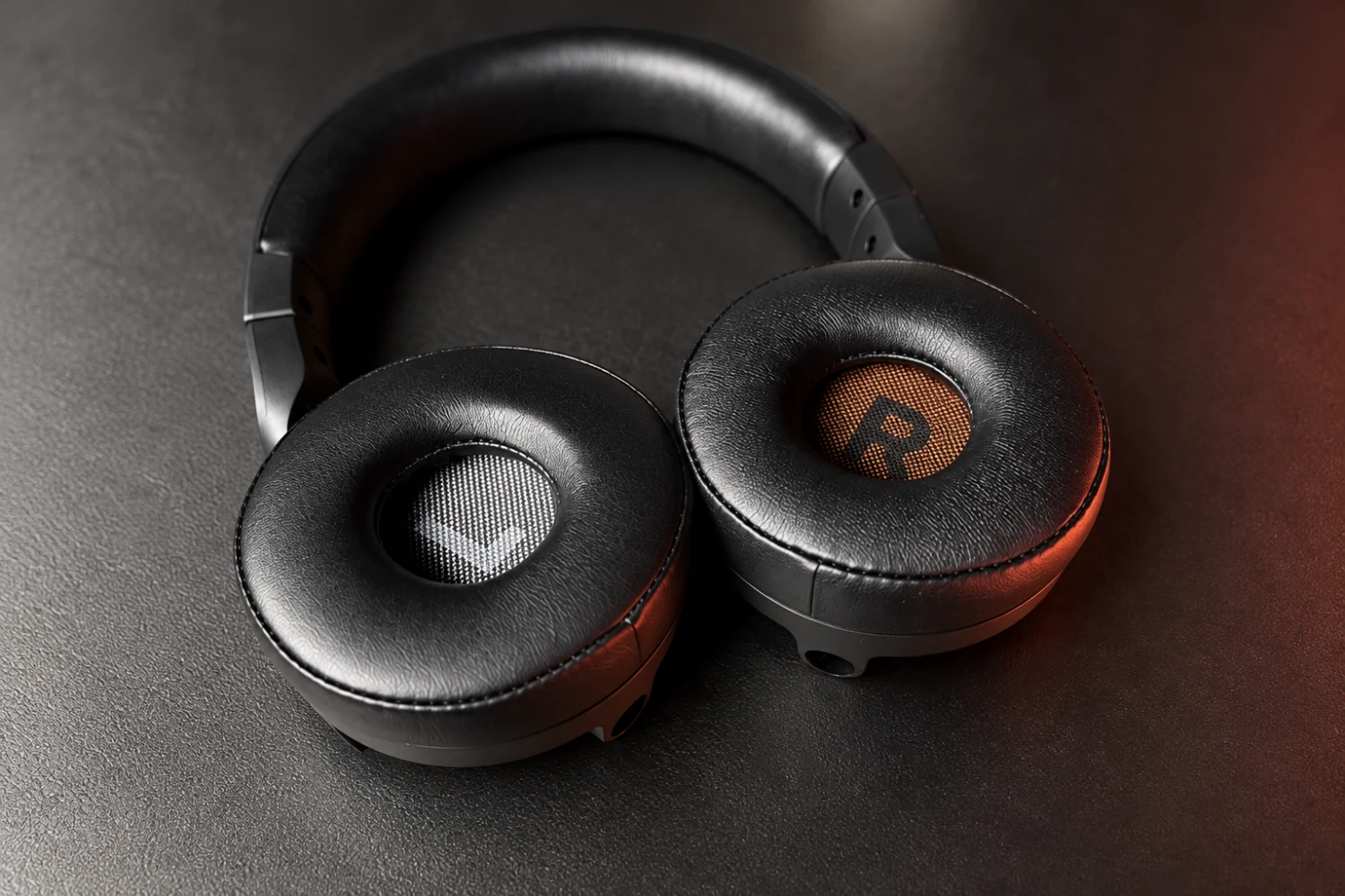 Beyerdynamic DT 275 PRO Review: A Lightweight Tool for Serious Audio 10 Soft leatherette ear pads surround the compact on-ear cups, with the tight closed construction designed to provide useful passive isolation in demanding monitoring environments.