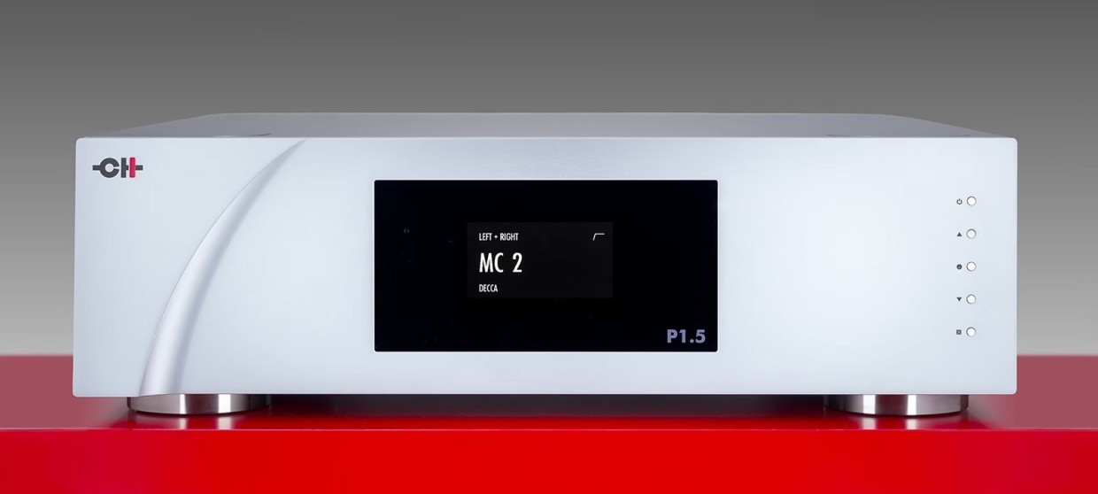 Inside CH Precision’s P1.5 and L1.5 Preamp Redesigns 26 Front view of silver CH Precision P1.5 with display reading MC 2 and Decca